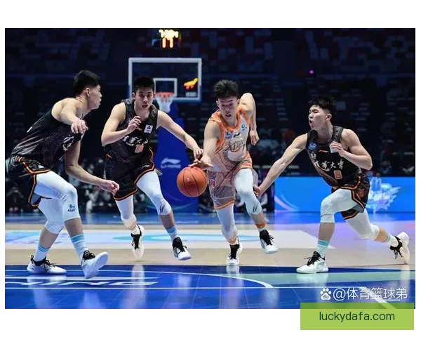 CBA最大黑马横空出世15战14胜1负京粤沪三强恐难匹敌